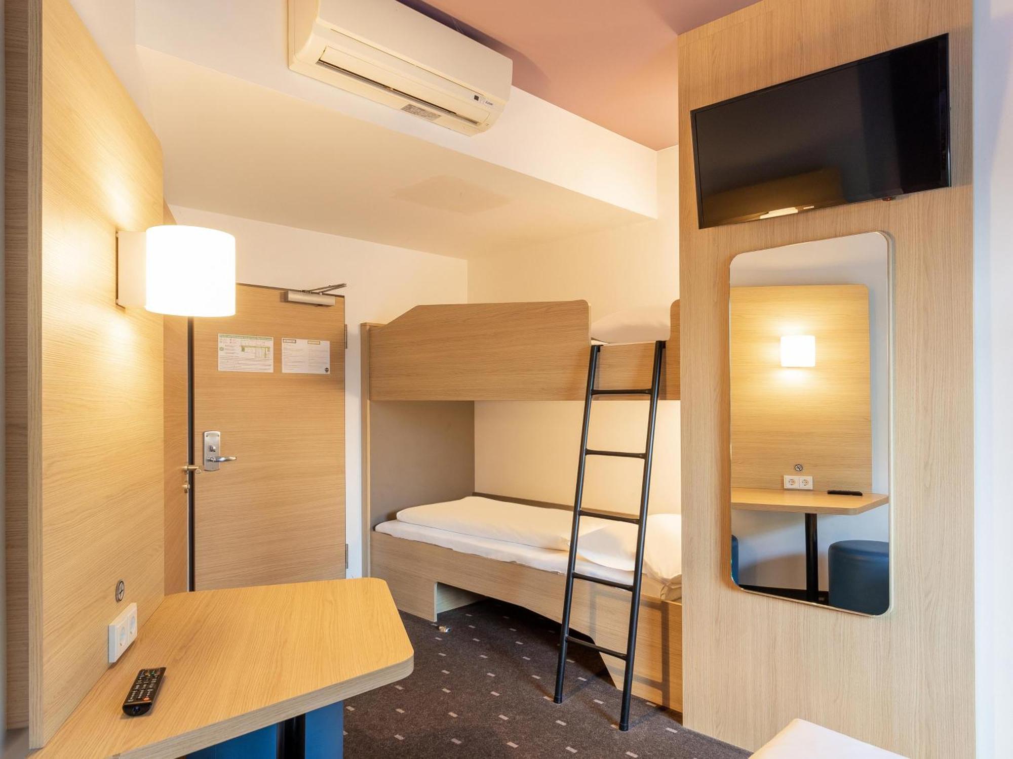 B&B Hotel Duesseldorf-Airport Экстерьер фото