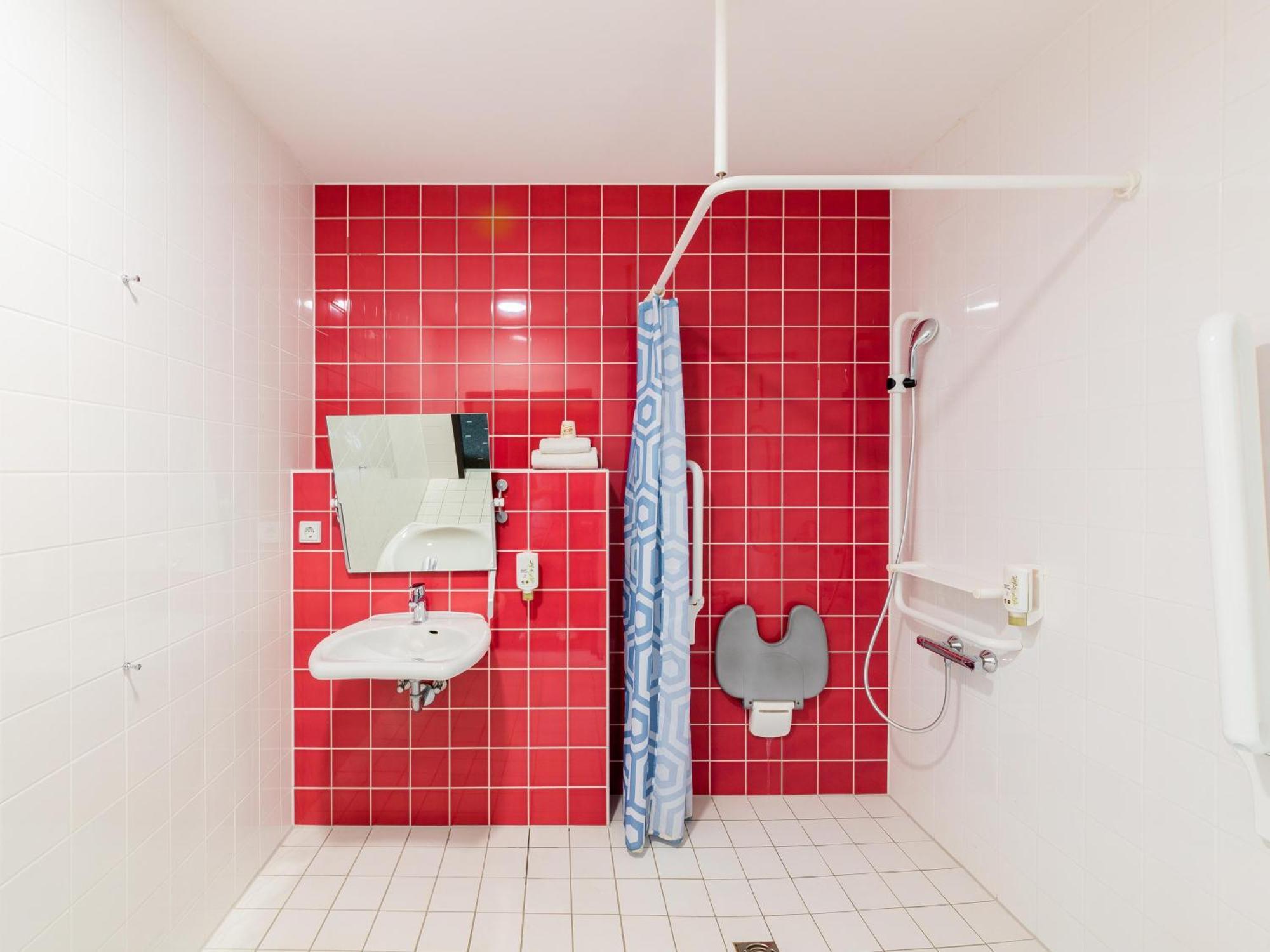 B&B Hotel Duesseldorf-Airport Экстерьер фото