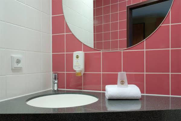B&B Hotel Duesseldorf-Airport Экстерьер фото
